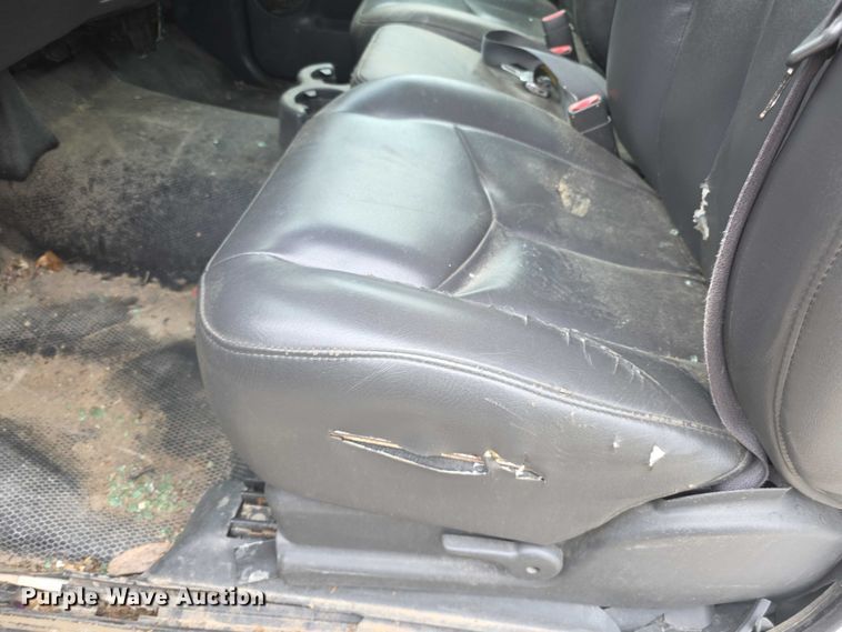 image for item FH6038 2003 Chevrolet Silverado 1500 pickup truck