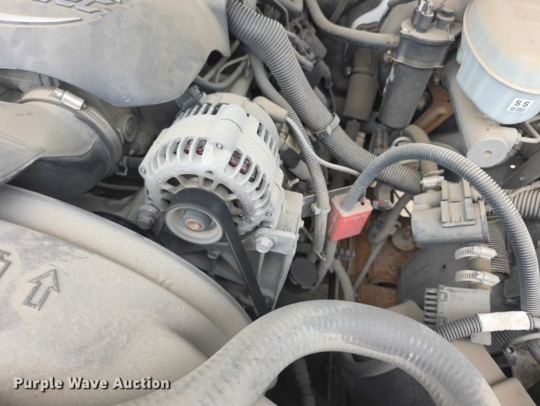 image for item FH6038 2003 Chevrolet Silverado 1500 pickup truck