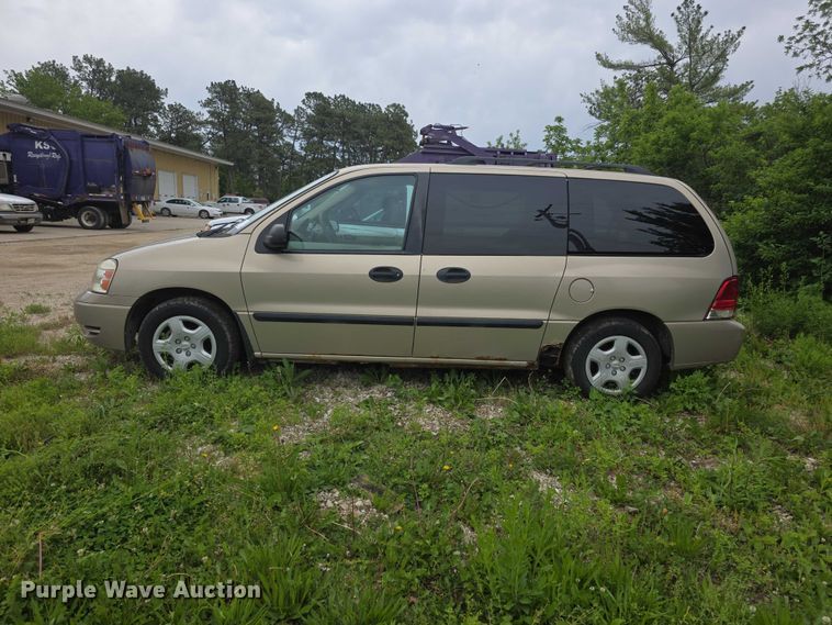image for item FH6039 2007 Ford Freestar SE van