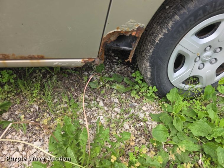 image for item FH6039 2007 Ford Freestar SE van