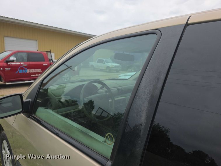 image for item FH6039 2007 Ford Freestar SE van