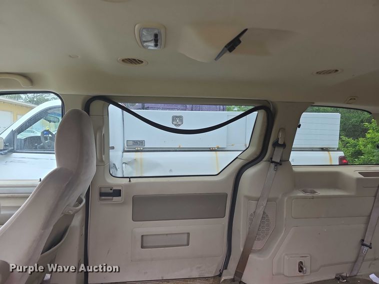 image for item FH6039 2007 Ford Freestar SE van