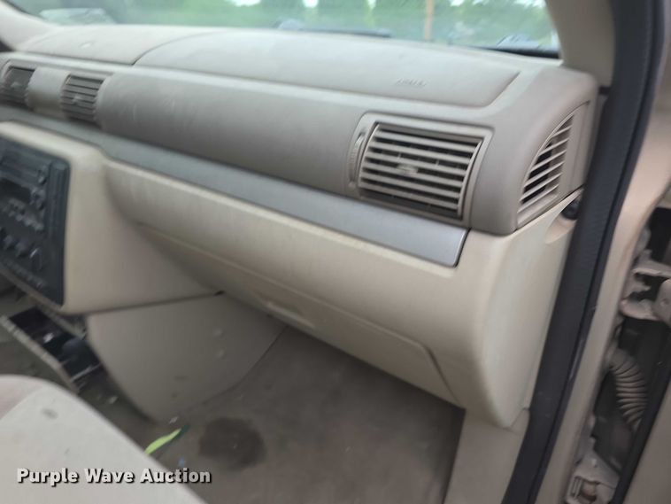 image for item FH6039 2007 Ford Freestar SE van