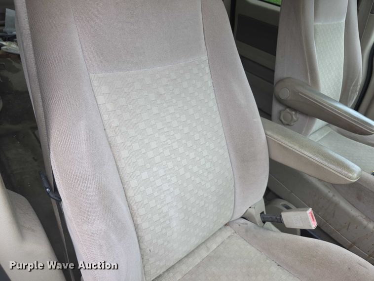 image for item FH6039 2007 Ford Freestar SE van