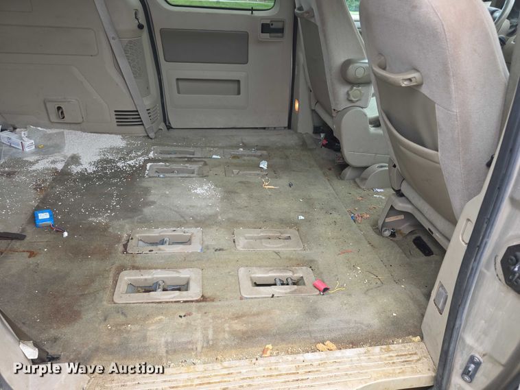 image for item FH6039 2007 Ford Freestar SE van