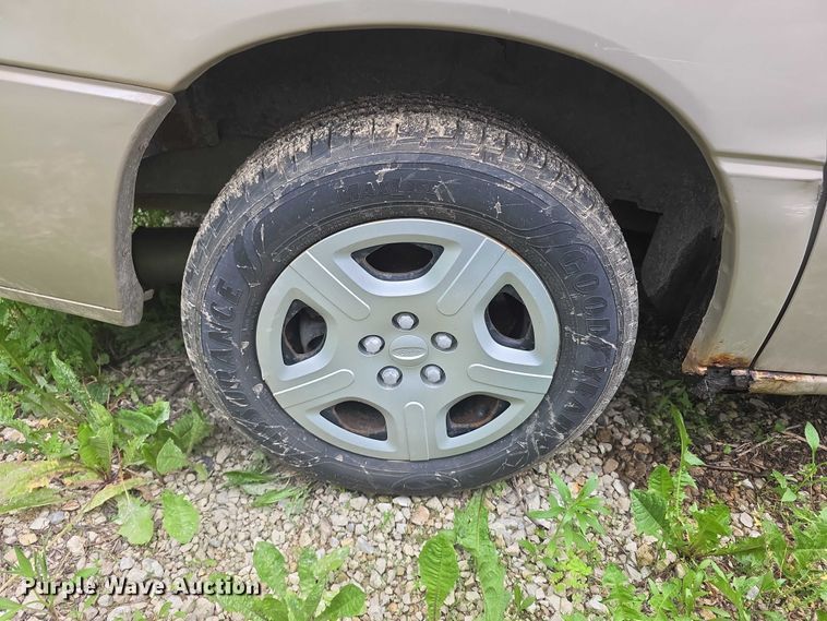 image for item FH6039 2007 Ford Freestar SE van