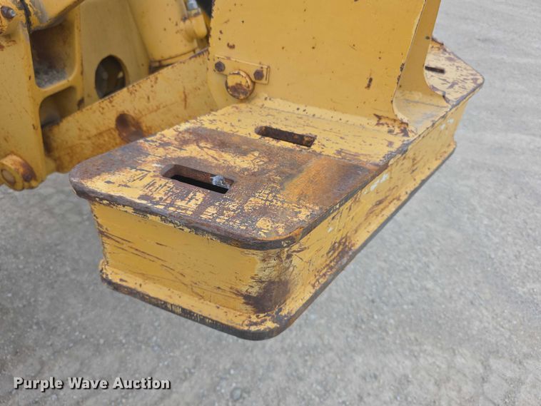 image for item FH6044 1994 John Deere 770BH motor grader