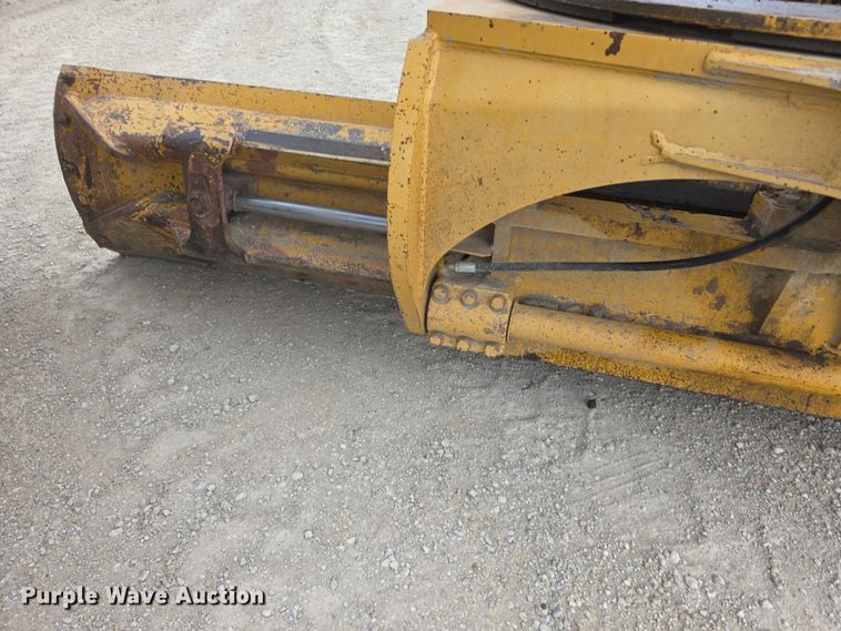 image for item FH6044 1994 John Deere 770BH motor grader