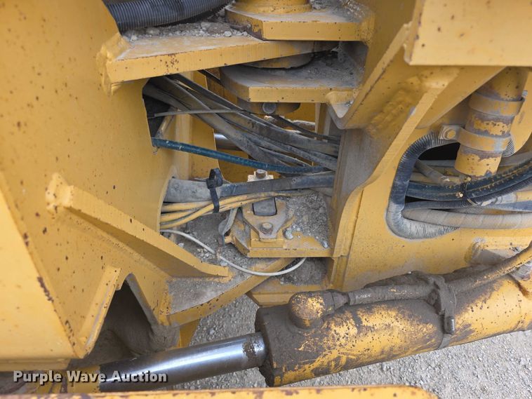 image for item FH6044 1994 John Deere 770BH motor grader