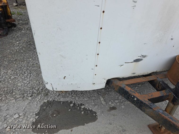 image for item FH6047 2005 DooLittle enclosed cargo trailer