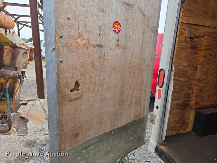 image for item FH6047 2005 DooLittle enclosed cargo trailer