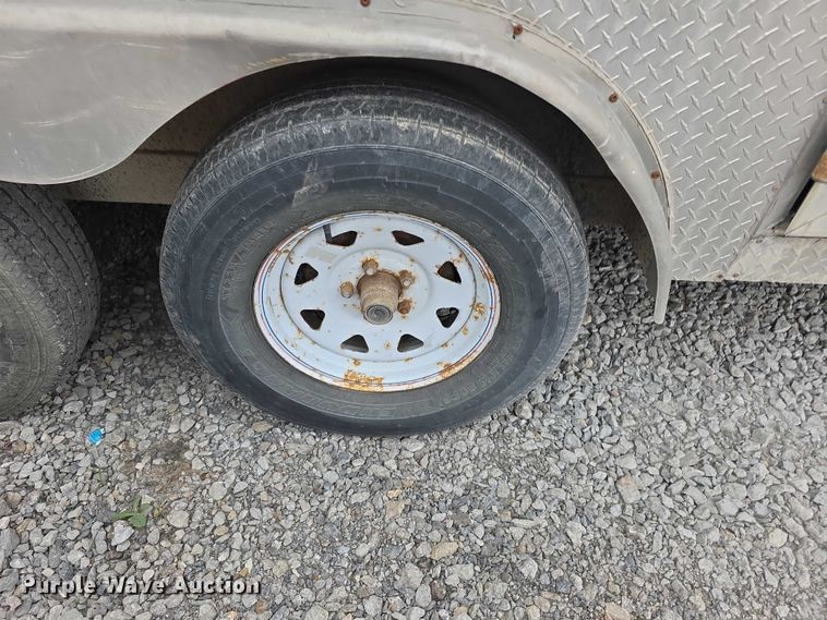 image for item FH6047 2005 DooLittle enclosed cargo trailer