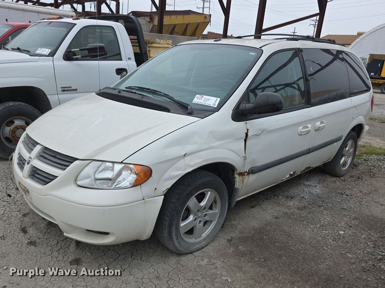image for item FH6087 2007 Dodge Caravan van