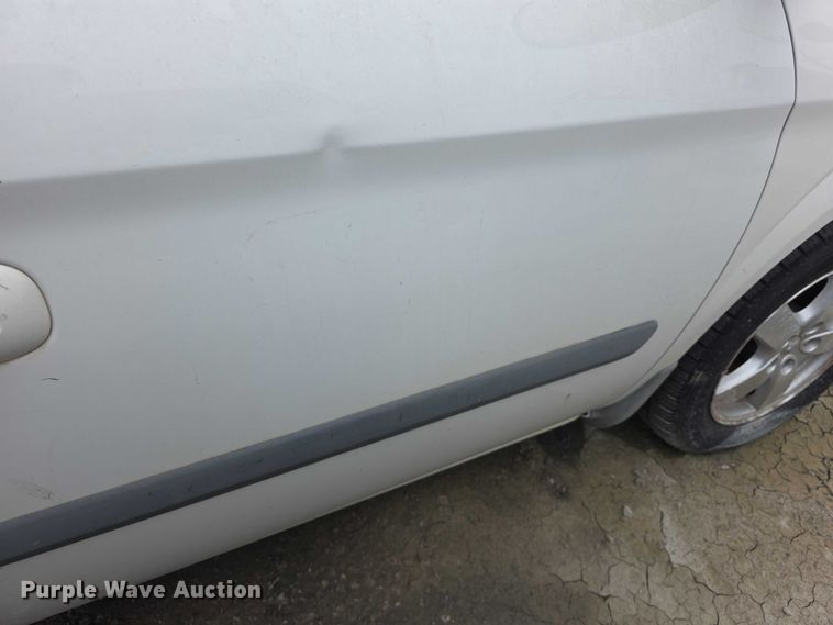 image for item FH6087 2007 Dodge Caravan van