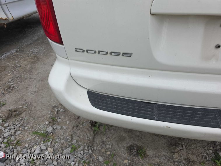 image for item FH6087 2007 Dodge Caravan van