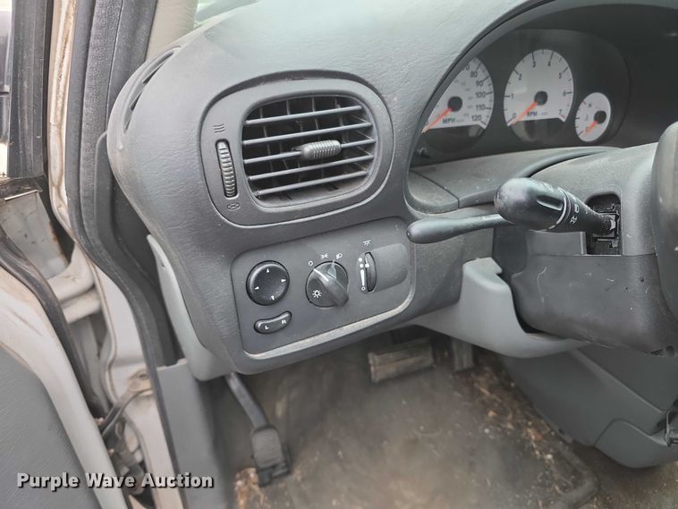 image for item FH6087 2007 Dodge Caravan van