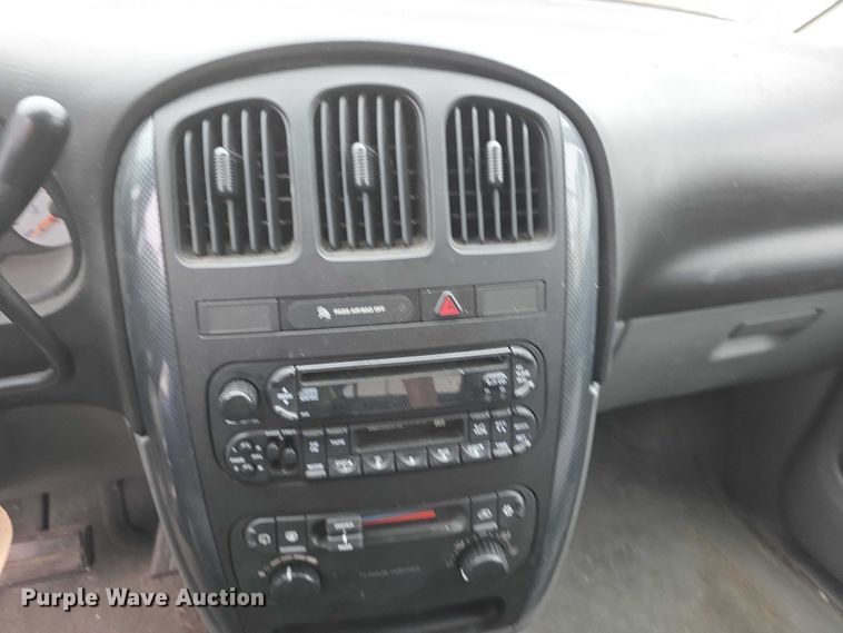 image for item FH6087 2007 Dodge Caravan van