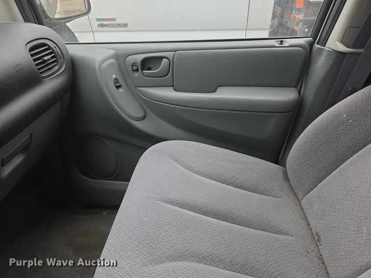 image for item FH6087 2007 Dodge Caravan van