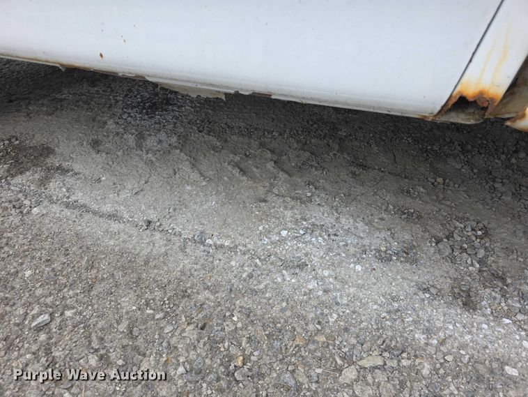image for item FH6088 2004 Ford F150 pickup truck
