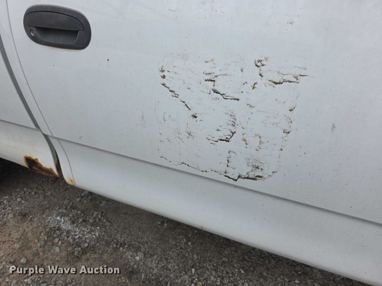 image for item FH6088 2004 Ford F150 pickup truck