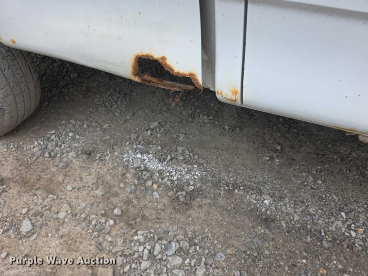 image for item FH6088 2004 Ford F150 pickup truck