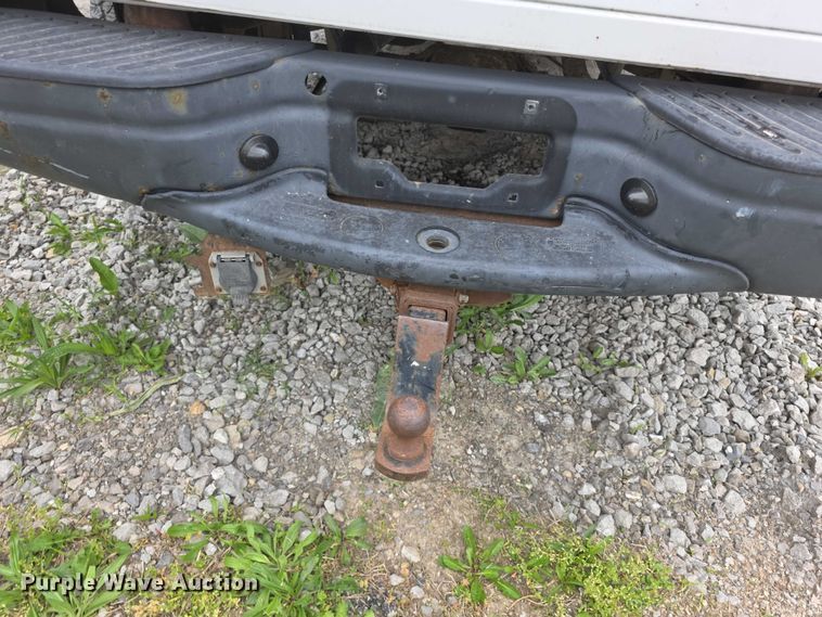 image for item FH6088 2004 Ford F150 pickup truck