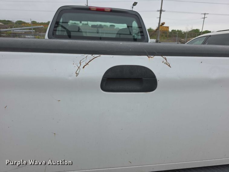image for item FH6088 2004 Ford F150 pickup truck