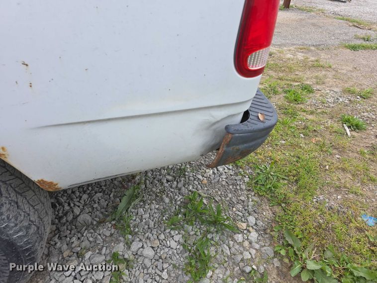 image for item FH6088 2004 Ford F150 pickup truck