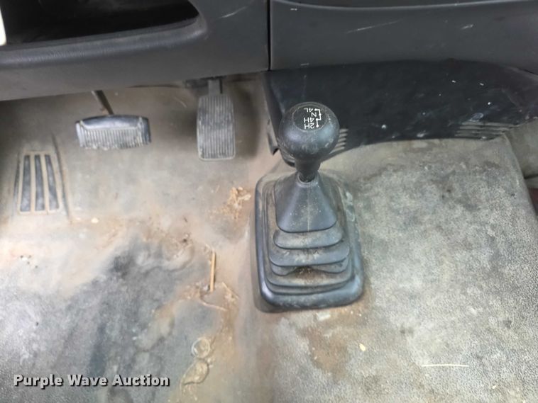image for item FH6088 2004 Ford F150 pickup truck