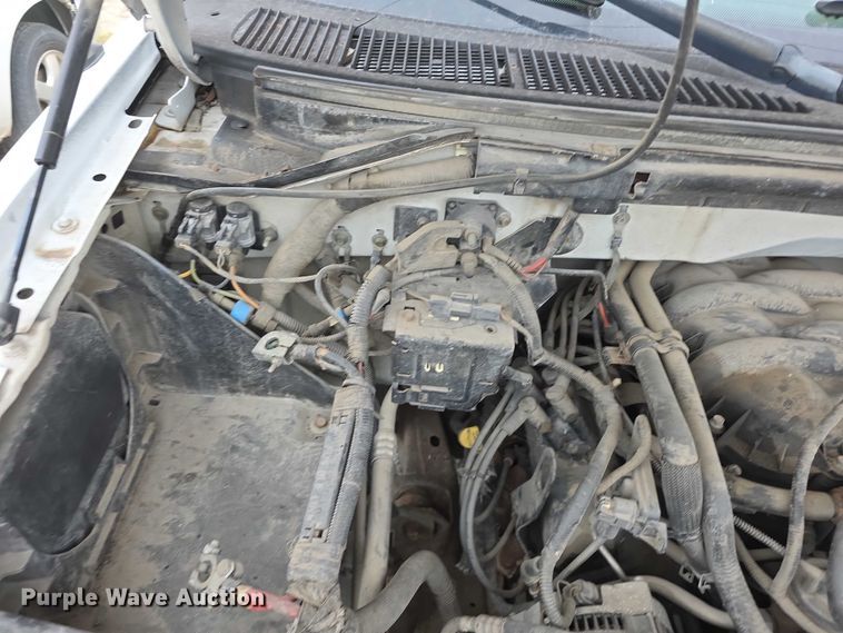 image for item FH6088 2004 Ford F150 pickup truck