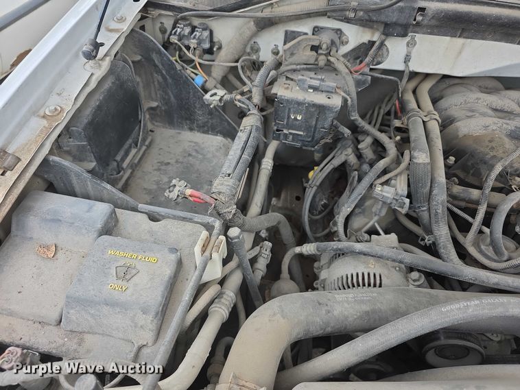 image for item FH6088 2004 Ford F150 pickup truck
