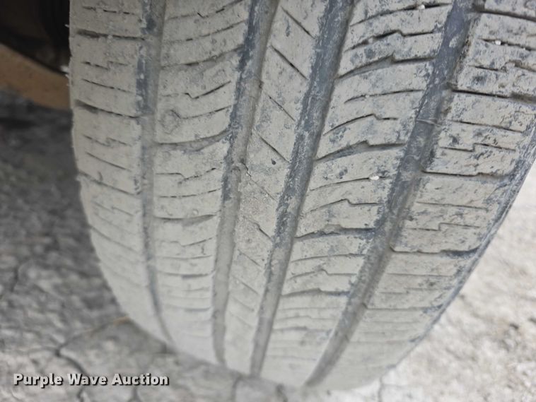 image for item FH6088 2004 Ford F150 pickup truck