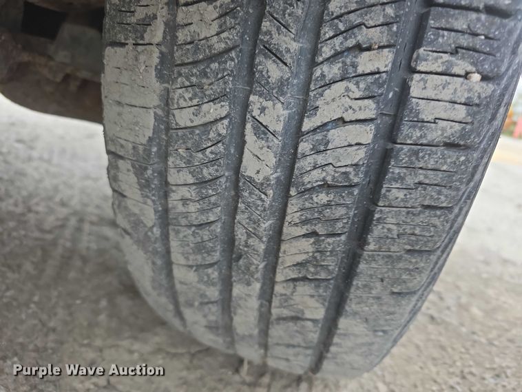 image for item FH6088 2004 Ford F150 pickup truck