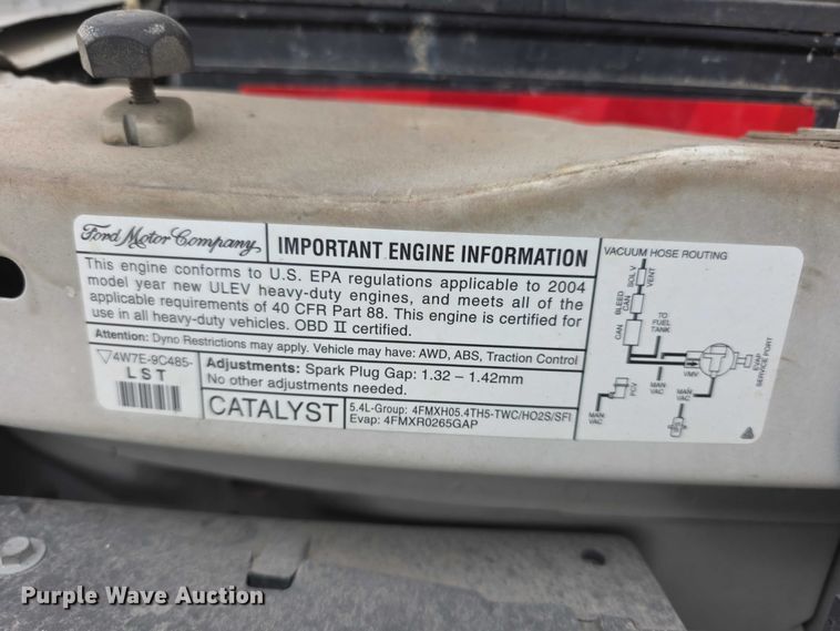 image for item FH6089 2004 Ford E350 van