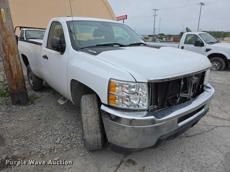 image for item FH6090 2014 Chevrolet Silverado 2500HD pickup truck