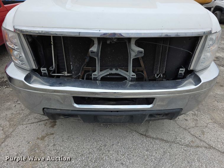 image for item FH6090 2014 Chevrolet Silverado 2500HD pickup truck