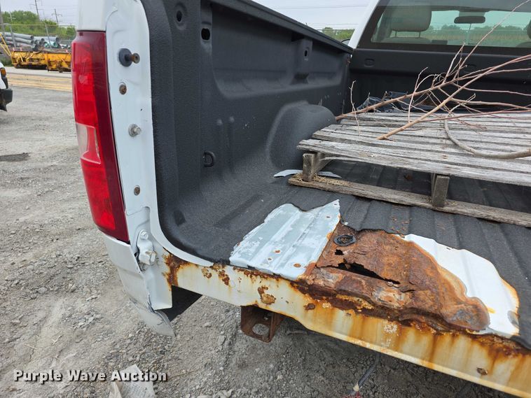 image for item FH6090 2014 Chevrolet Silverado 2500HD pickup truck