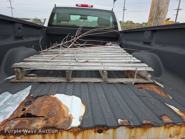 image for item FH6090 2014 Chevrolet Silverado 2500HD pickup truck