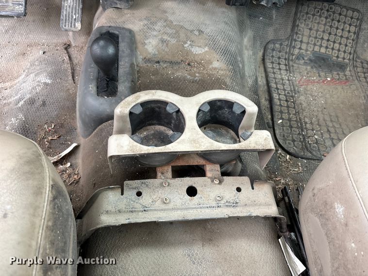 image for item FH6091 2004 Chevrolet Silverado 2500HD pickup truck