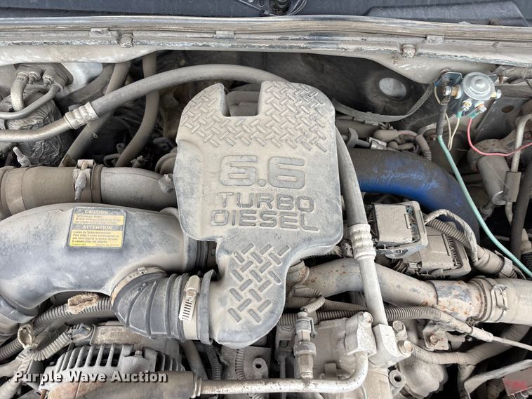 image for item FH6091 2004 Chevrolet Silverado 2500HD pickup truck