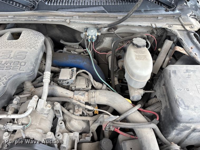 image for item FH6091 2004 Chevrolet Silverado 2500HD pickup truck