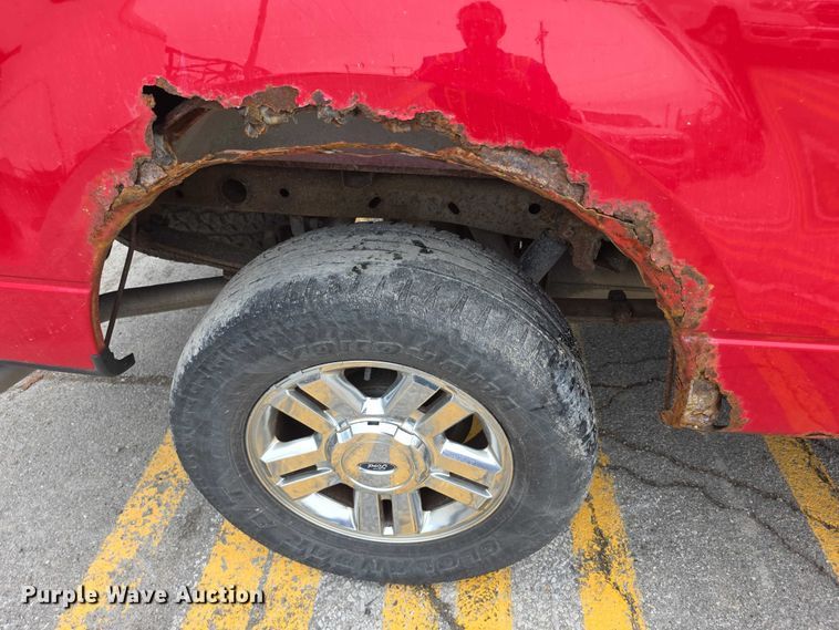image for item FH6092 2008 Ford F150 Crew Cab flatbed pickup truck