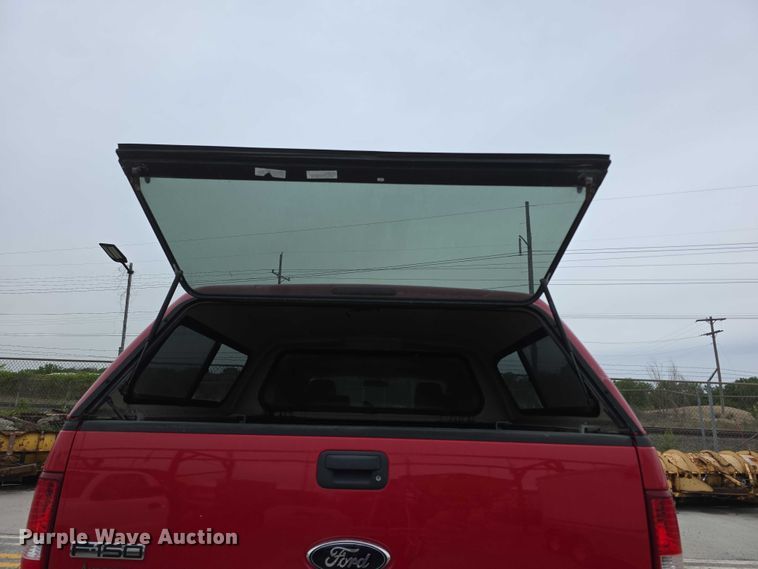 image for item FH6092 2008 Ford F150 Crew Cab flatbed pickup truck