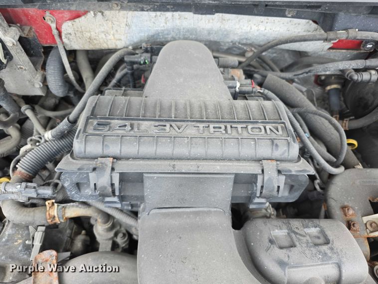 image for item FH6092 2008 Ford F150 Crew Cab flatbed pickup truck