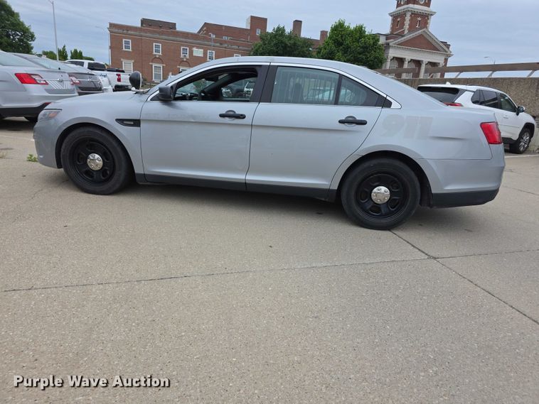 image for item FH6093 2017 Ford Taurus Police Interceptor 