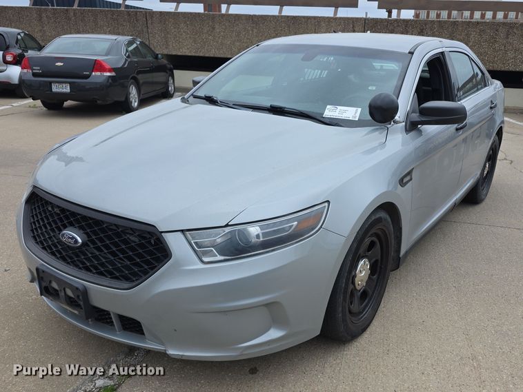image for item FH6094 2017 Ford Taurus Police Interceptor 