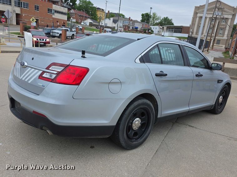 image for item FH6094 2017 Ford Taurus Police Interceptor 