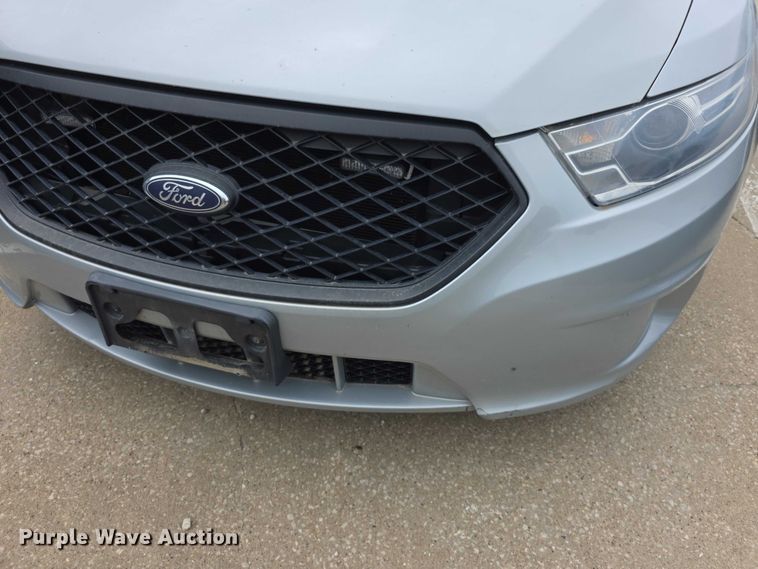 image for item FH6094 2017 Ford Taurus Police Interceptor 
