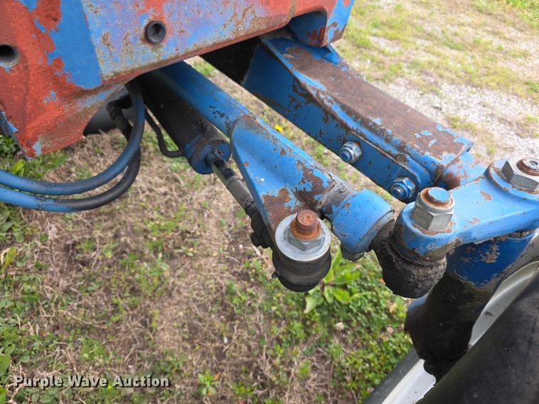 image for item FH6098 1993 Ford 8240 tractor