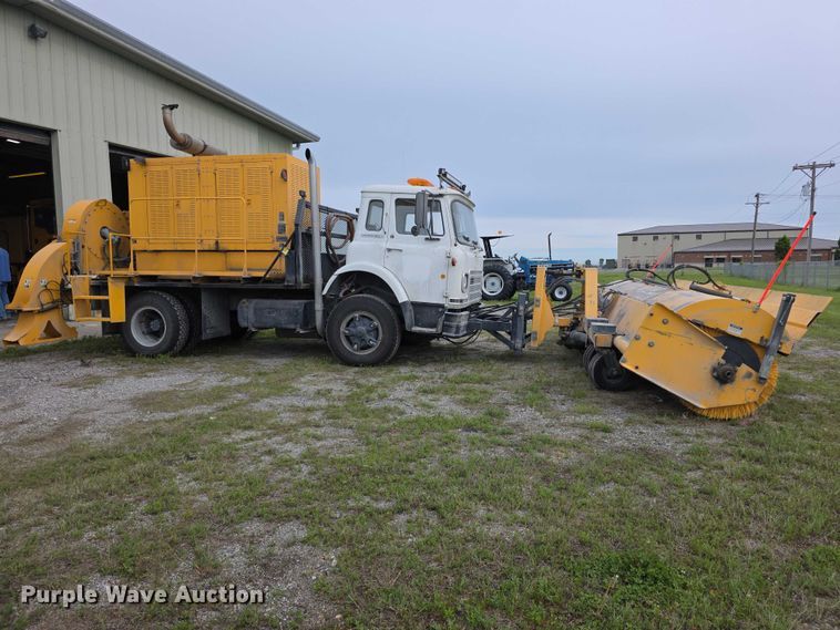 image for item FH6099 International Cargostar 1850B runway sweeper truck